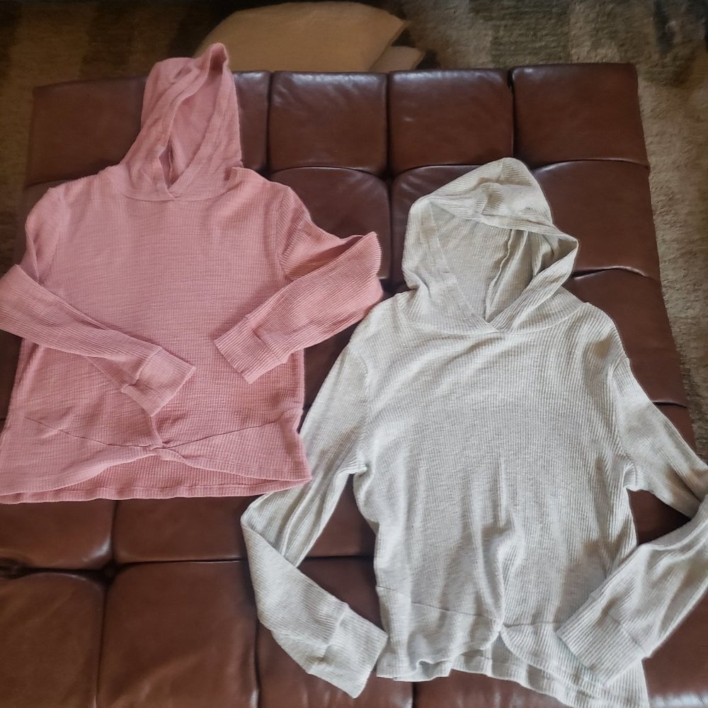 Matching pullovers